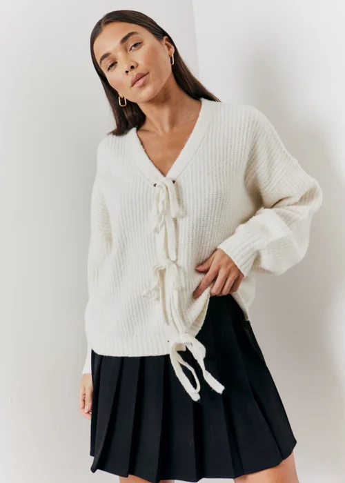 In The Style Hannah Brown Cream Bow Detail Knit Cardigan - 06-08 Image 1