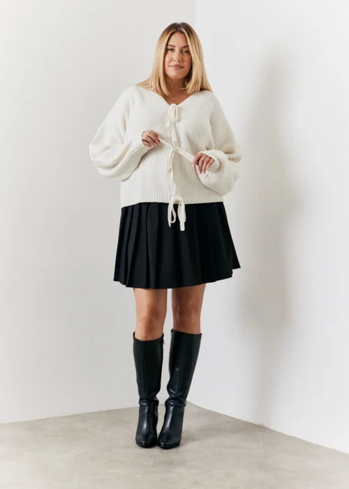 In The Style Hannah Brown Cream Bow Detail Knit Cardigan - 06-08 Image 7