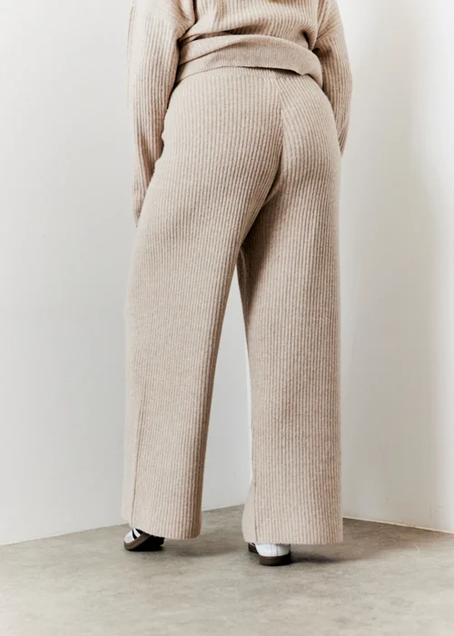 In The Style Hannah Brown Camel Knit Wide Leg Trousers - 14-16 Image 8