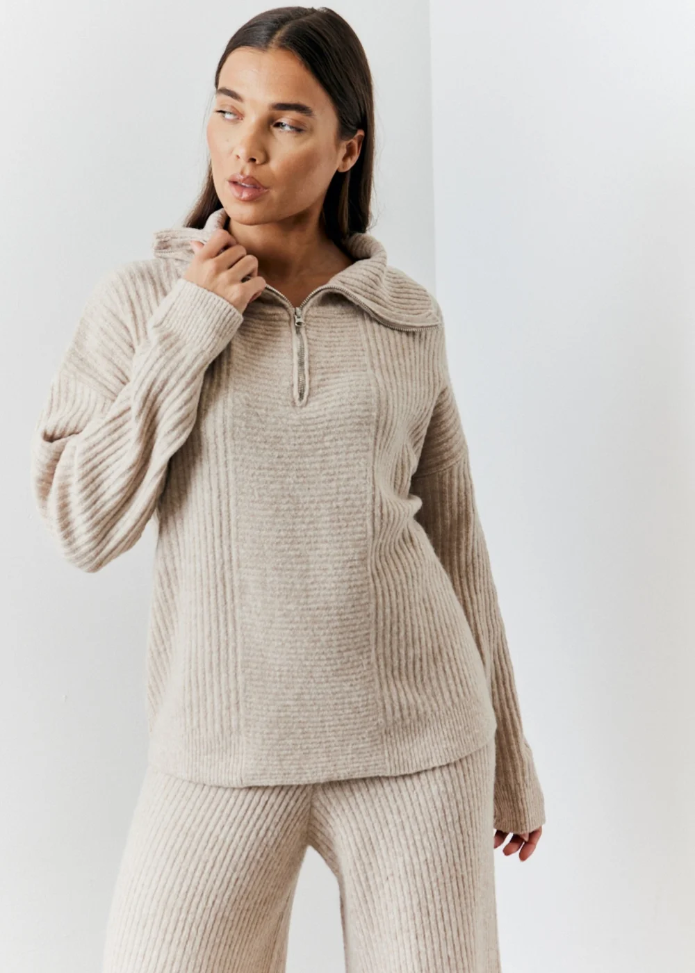In The Style Camel 1/4 Zip Knit Jumper - 22-24 Image 1
