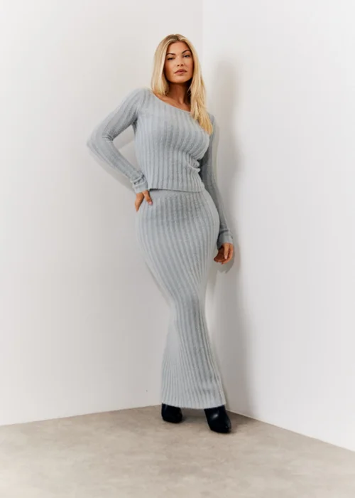 In The Style Grey Fluffy Ribbed Midaxi Skirt - Size 6-8 Image 1