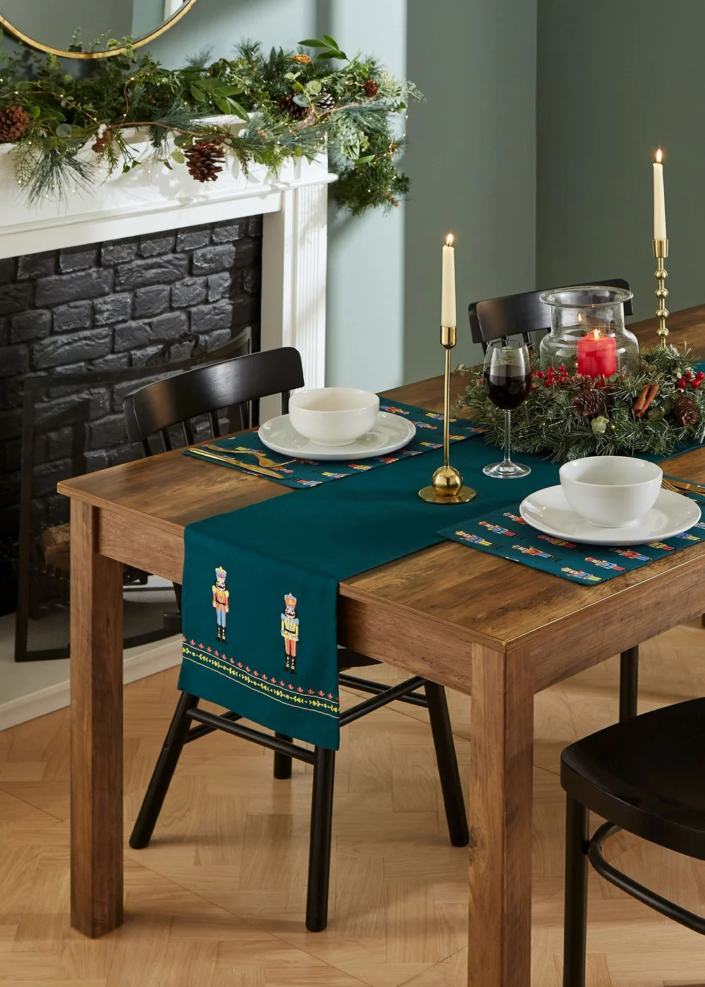 Catherine Lansfield Christmas Nutcracker Cotton Dining Placemat 4 Pack (30x46 cm) - One Size Image 3