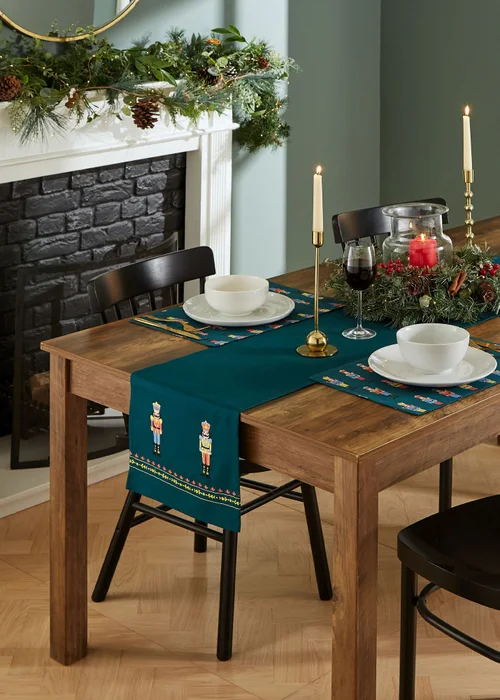 Catherine Lansfield Christmas Nutcracker Cotton Dining Placemat 4 Pack (30x46 cm) - One Size Image 3