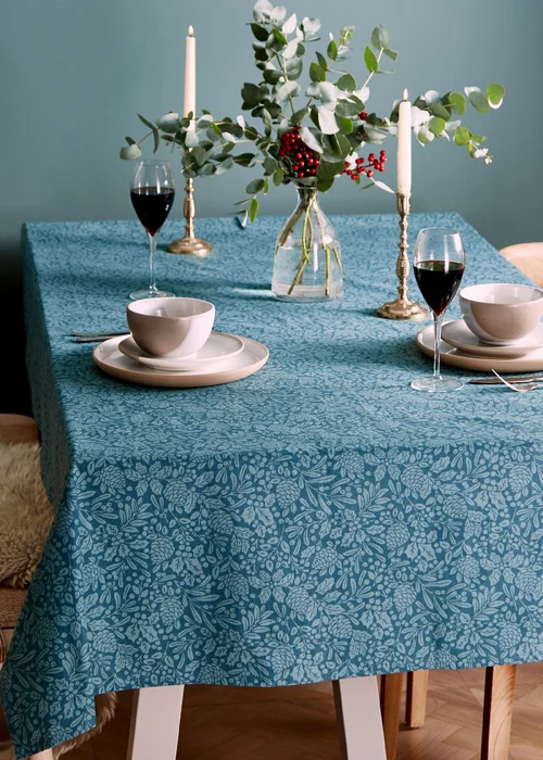 Catherine Lansfield Majestic Stag Cotton Dining Table Cloth - 137 x 178cm Image 2