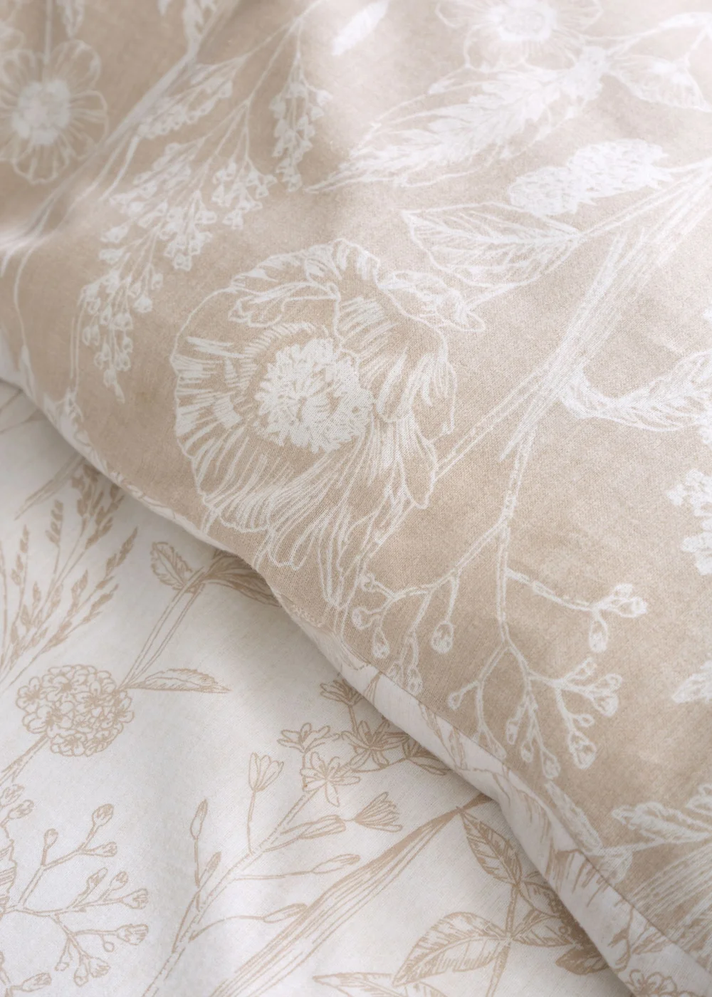 Bianca Fine Linens Brushed Cotton Floral Toile Reversible Duvet Cover Set Natural - Single Image 4