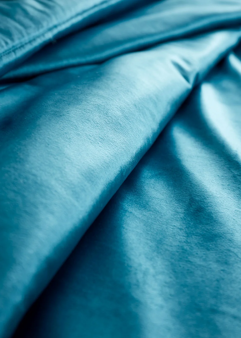 Bridgerton By Catherine Lansfield Regal Soft Velvet Quilted Bedspread (220x230cm) - One Size Image 3