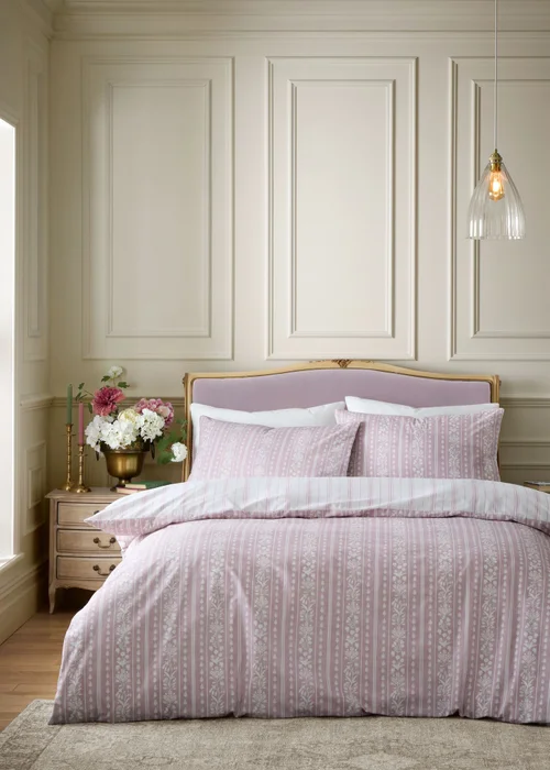 Bridgerton By Catherine Lansfield Regency Stripe Reversible Duvet Cover Set - Single Image 1