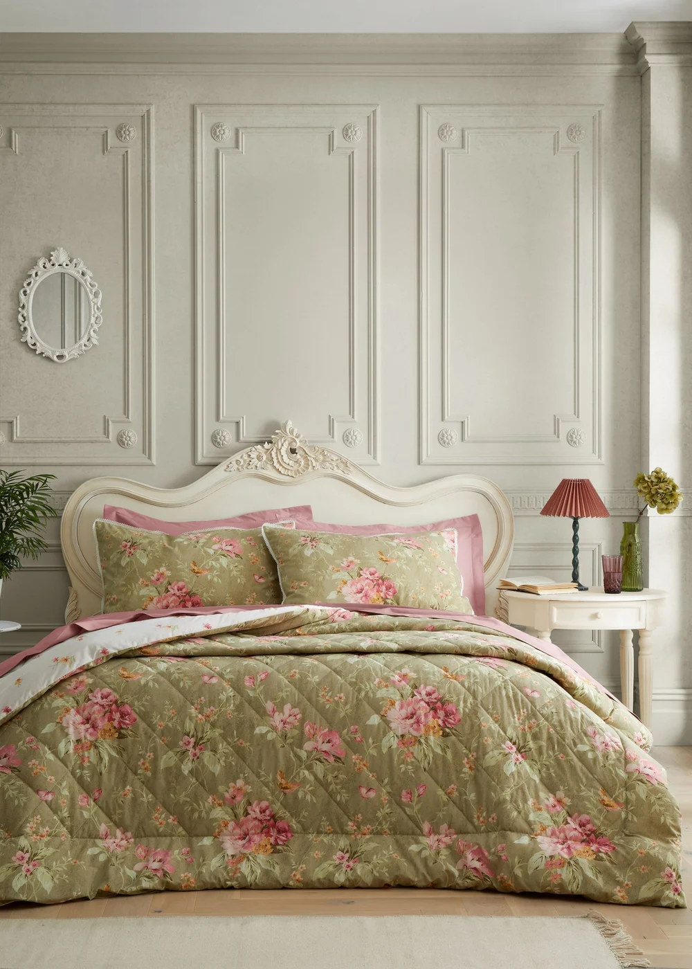 Bridgerton By Catherine Lansfield 3.5 Tog Penelope Reversible Eiderdown Bedspread (200x200cm) - One Size Image 1