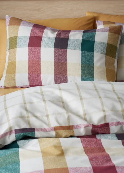Catherine Lansfield Autumn Check Reversible Duvet Cover Set Natural Plum - Single Image 3