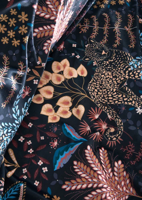 Catherine Lansfield Soft Velvet Exotic Leopard Duvet Cover Set - Single Image 3