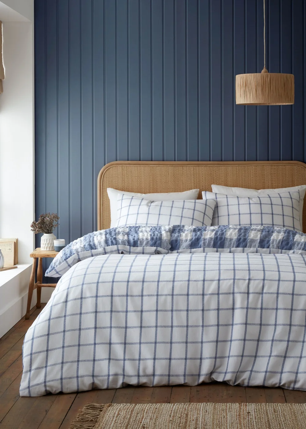 Catherine Lansfield Brushed Seersucker Gingham Reversible Duvet Cover Set - Single Image 2