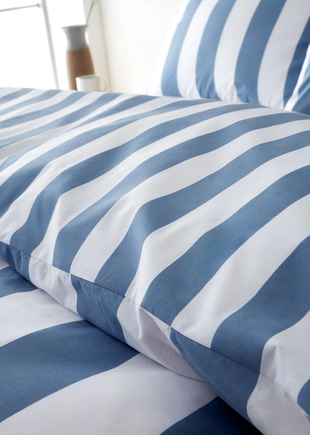 Catherine Lansfield Cove Stripe Reversible Duvet Cover Set - Single Image 4