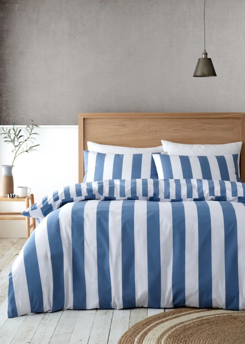 Catherine Lansfield Cove Stripe Reversible Duvet Cover Set - Single Image 1