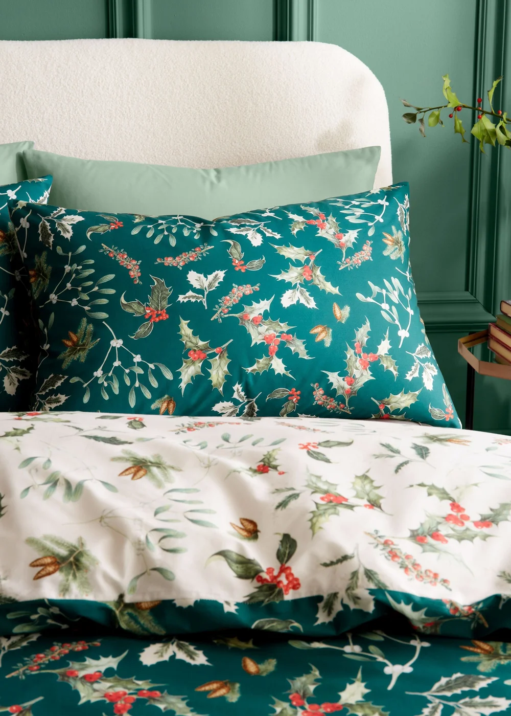 RHS Winter Foliage Cotton Reversible Duvet Cover Set - Single Image 3