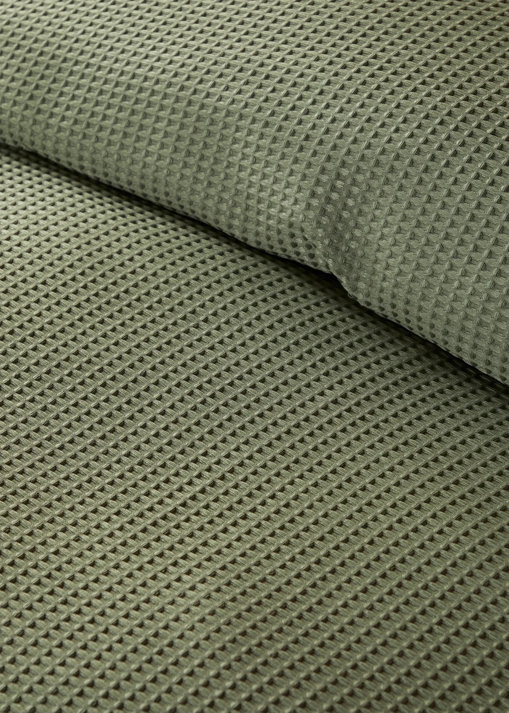 Serene Lindly Dark Green Duvet Cover Set - Single Image 3