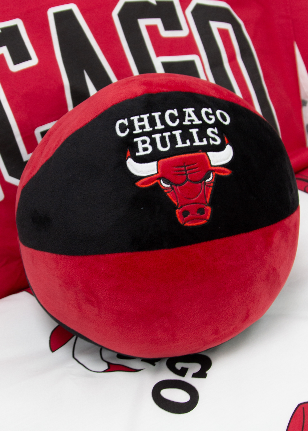 NBA Chicago Shaped Cushion - One Size Image 1