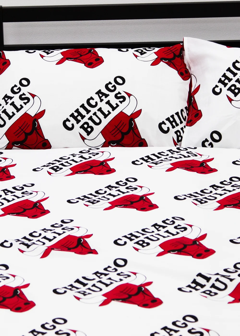 NBA Bulls Reversible Duvet Cover Set - Double Image 3
