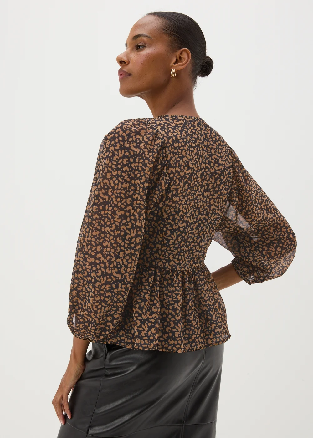 Brown Gathered Volume Sleeve Blouse - 8 Image 2