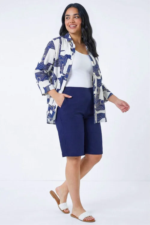 Roman Navy Curve Knee Length Stretch Shorts - 16 Image 1