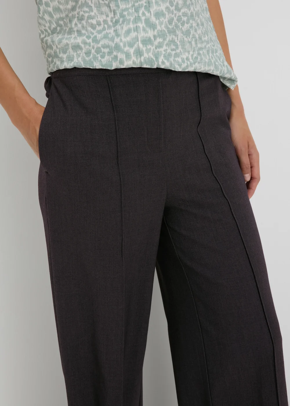 Et Vous Grey Regular Wide Leg Trousers - 8 Image 3