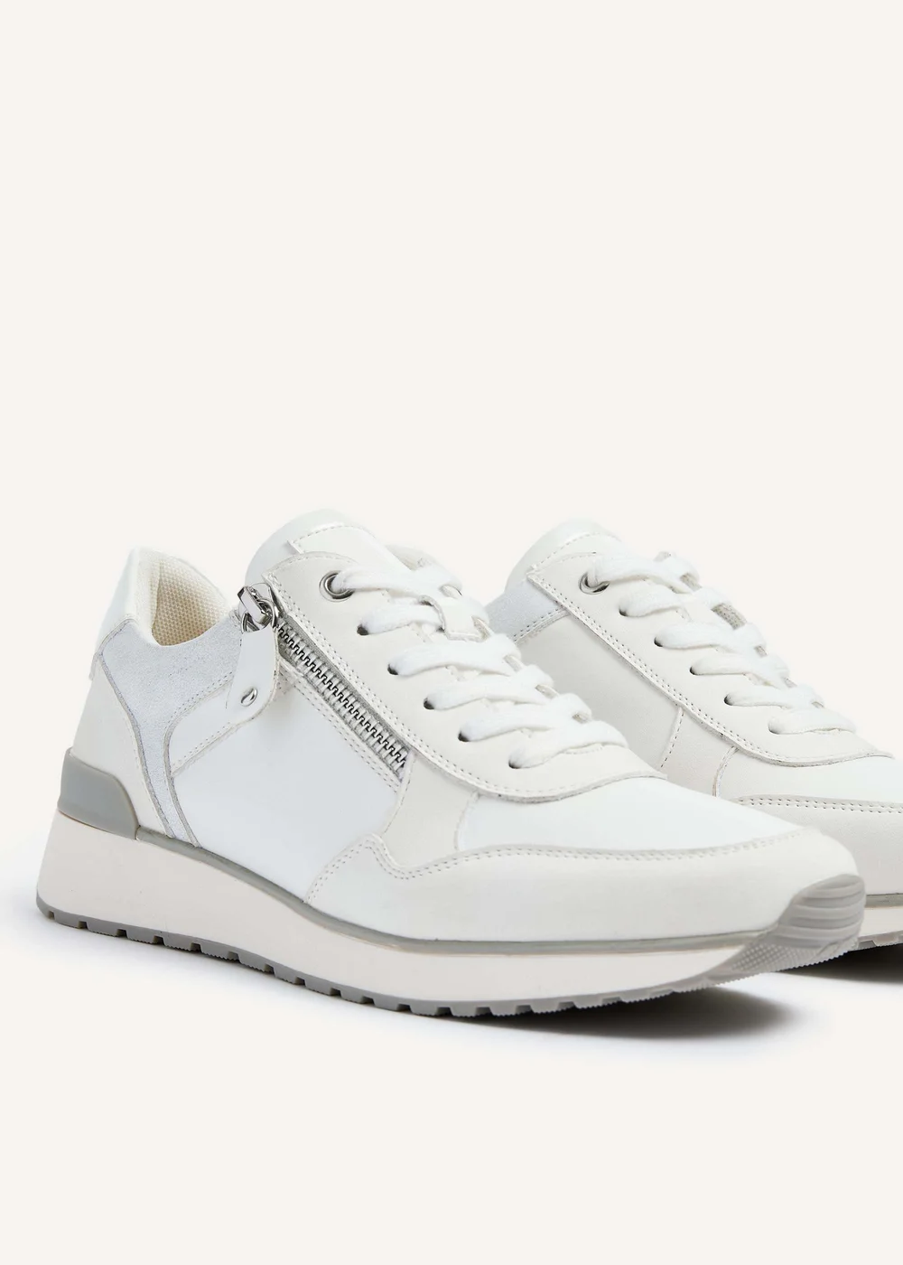Linzi Euston White Trainer - 3 Image 4
