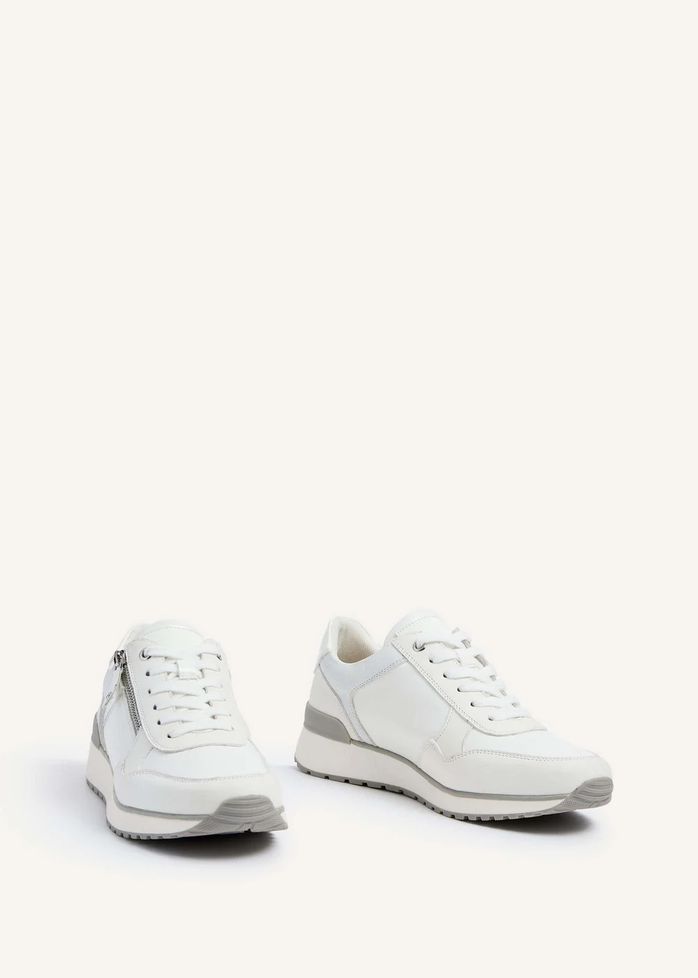 Linzi Euston White Trainer - 3 Image 3