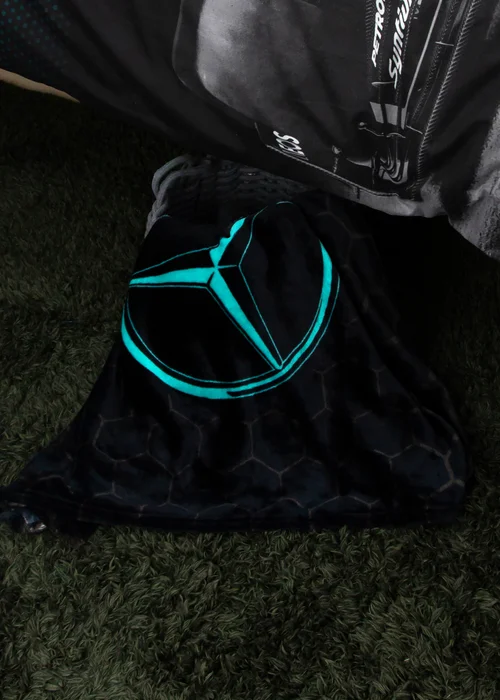 Mercedes Stealth Luxury Formula 1 Fleece Throw (100x 150cm) - One Size Image 5