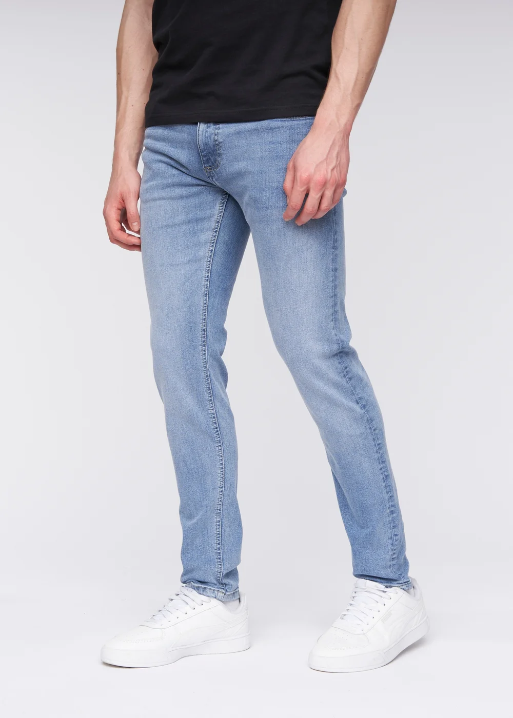 Henleys Light Wash Mayhen Slim Fit Jeans - 30/L30 Image 5