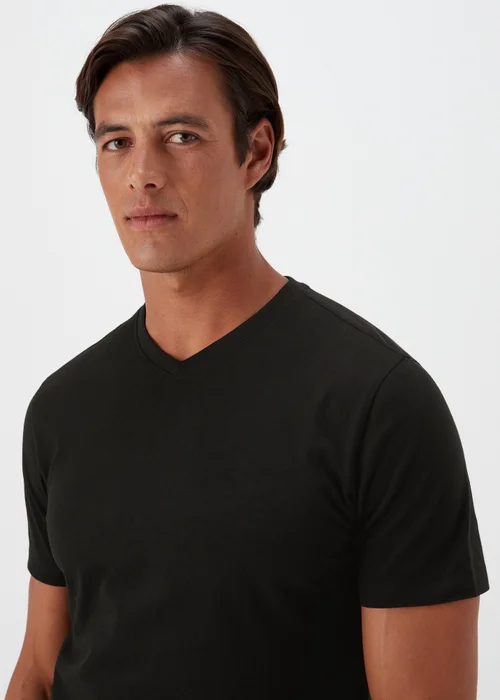 Black Essential V-Neck T-Shirt - XS Image 3