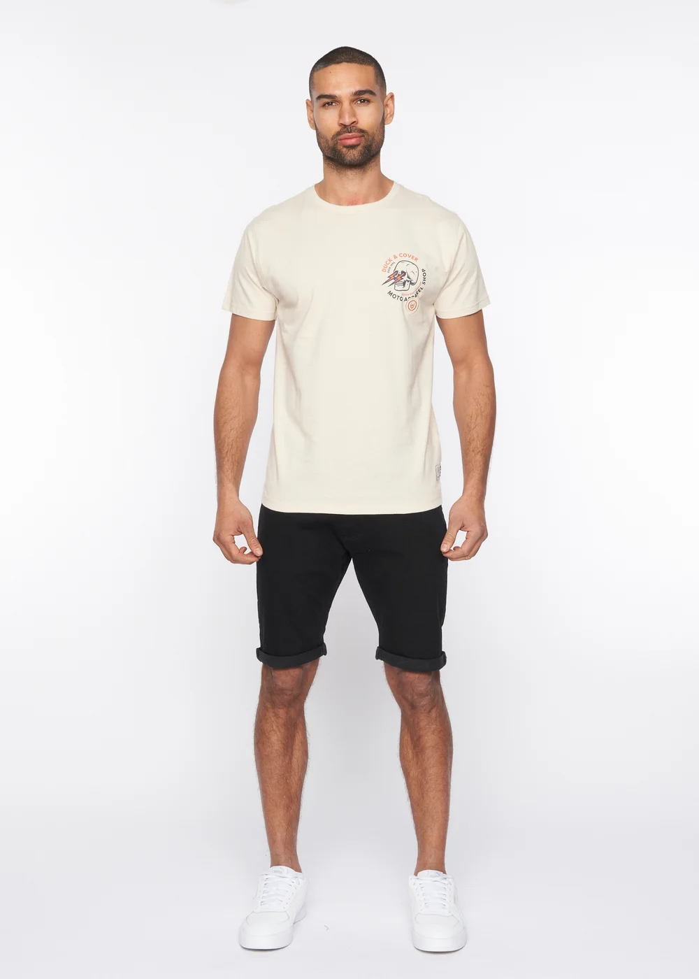 Duck & Cover Off White Blevins T-Shirt - XXL Image 4
