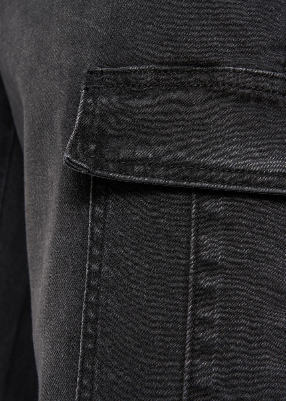 Crosshatch Black Wash Kremtap Cargo Jeans - 30/L30 Image 5