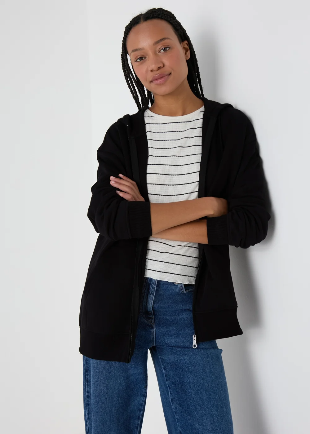 Black Zip Up Jacket - 8 Image 1
