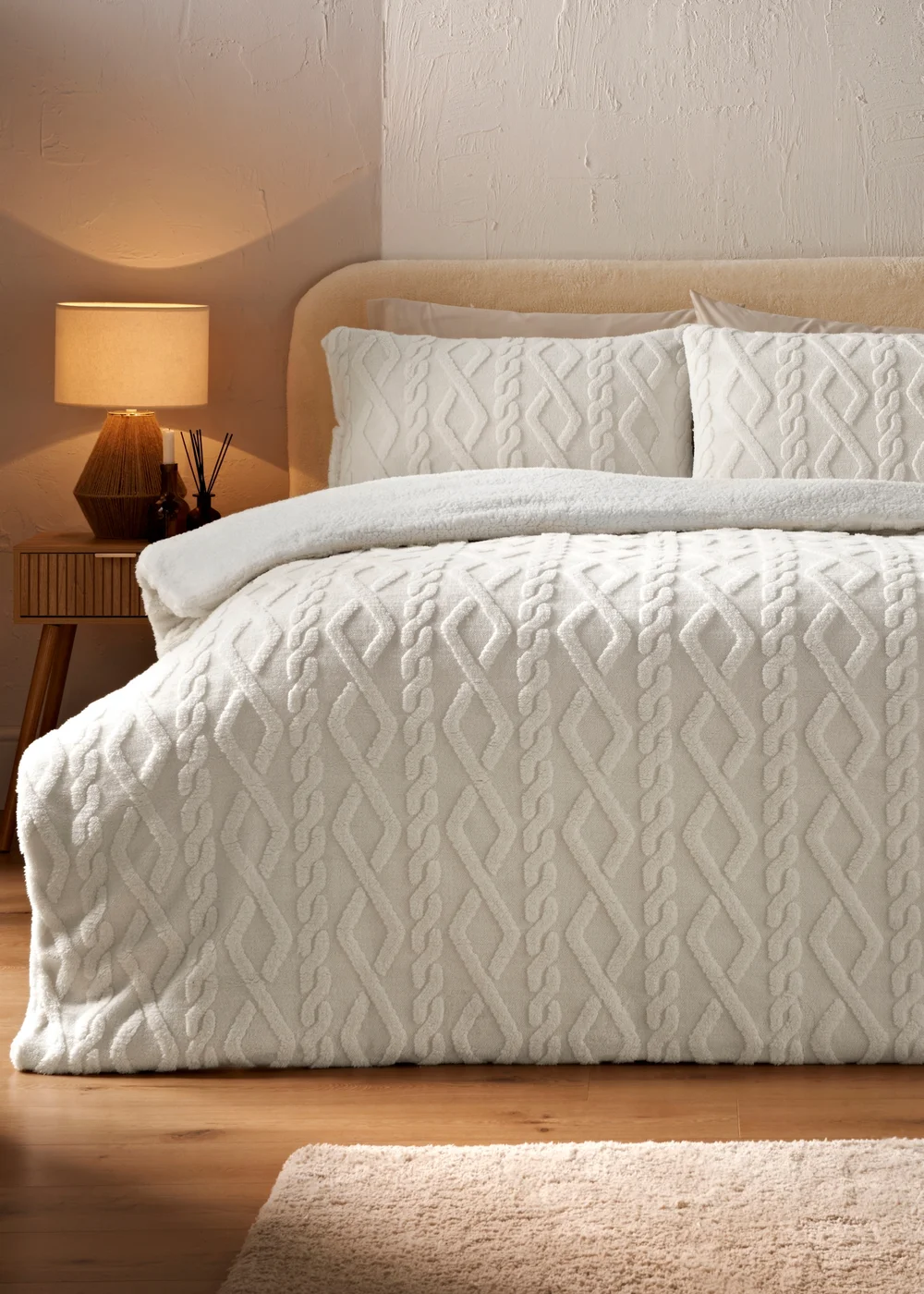 White Cable Knit Duvet Set - Double Image 1