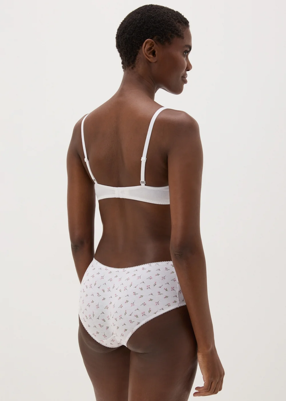 4 Pack Multicolour Patterned Short Knickers - 8 Image 3