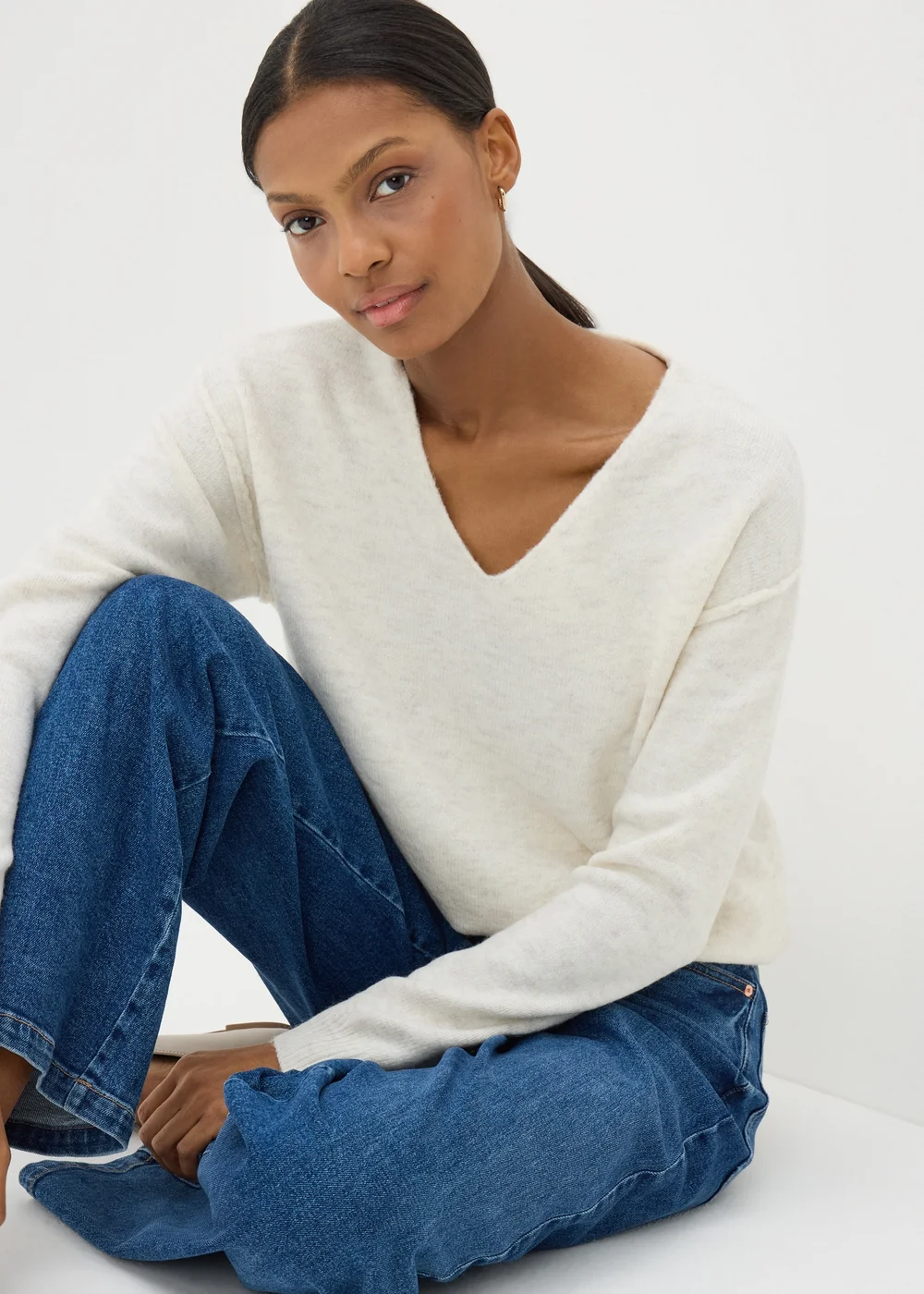 Cream V-Neck Jumper - XS Image 1