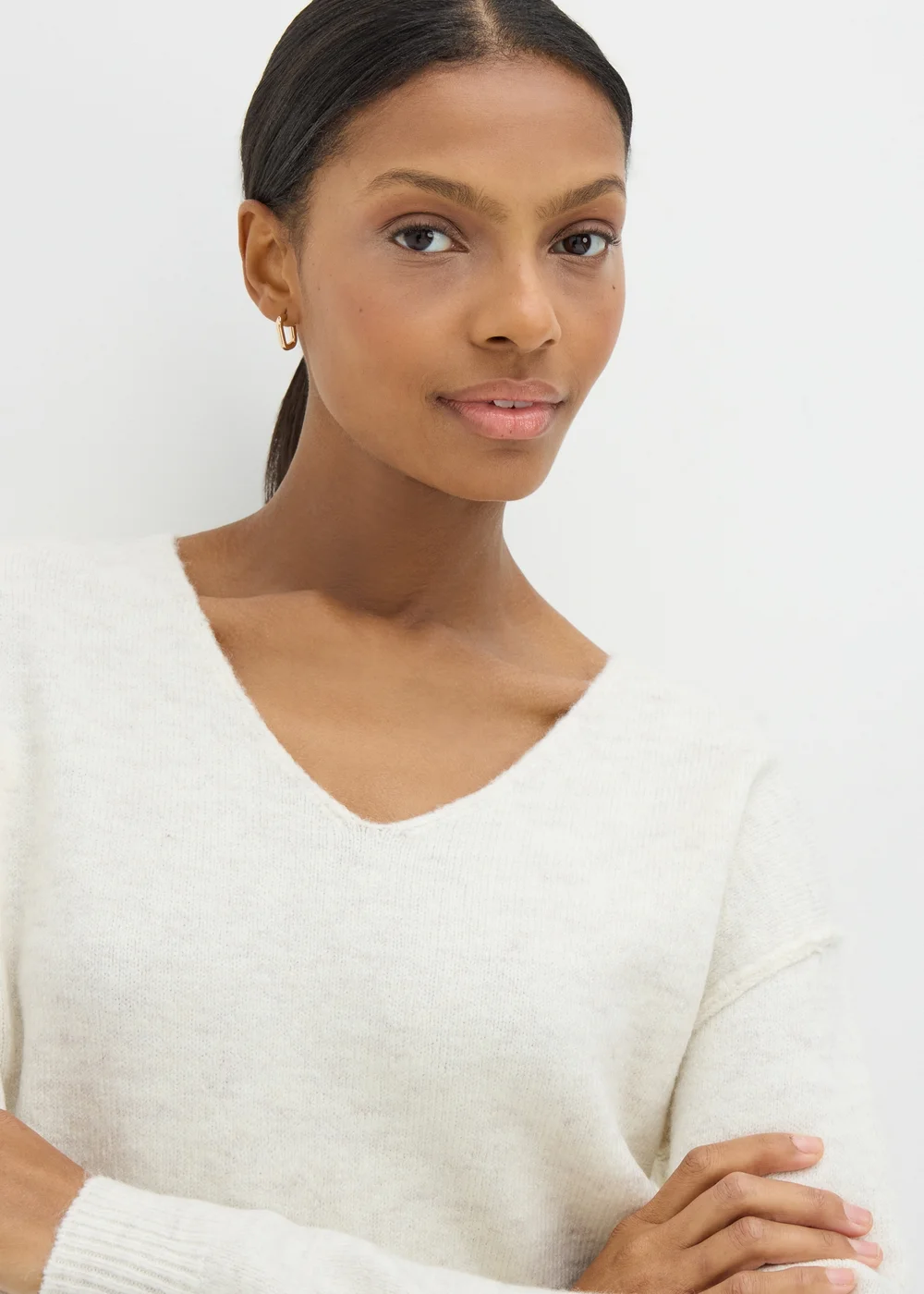 Cream V-Neck Jumper - XS Image 3