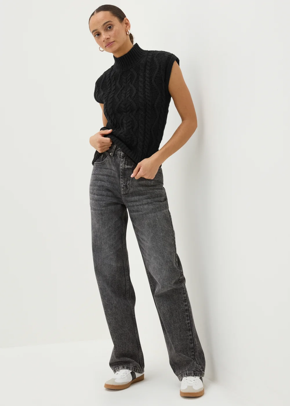 Black High Neck Cable Knit Vest - XS Image 1