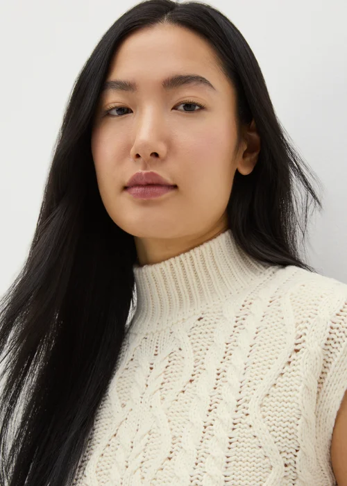Cream High Neck Cable Knit Vest - XS Image 3