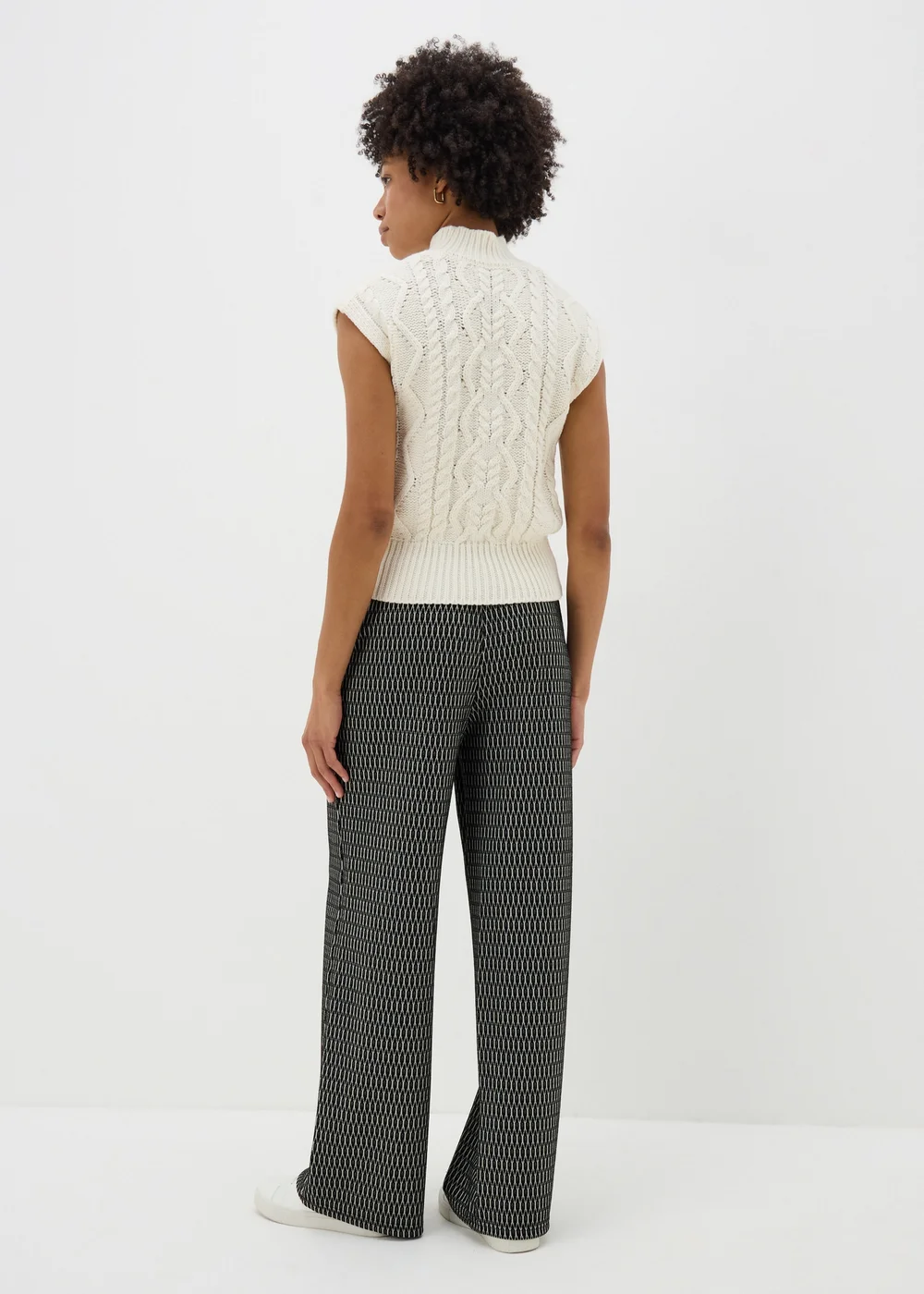 Black Jacquard Wide Leg Trousers - 8 Image 3