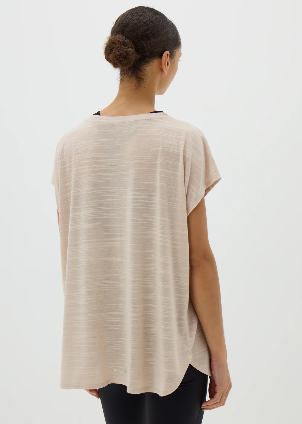 Souluxe Stone V-Neck T-Shirt - S Image 2