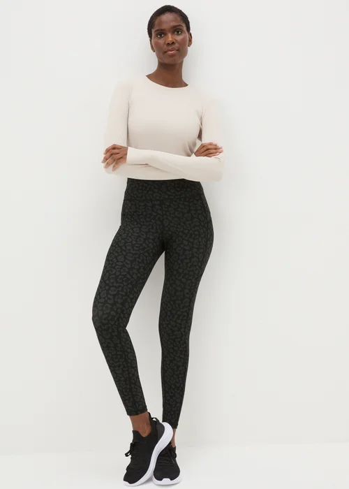 Souluxe Black Leopard Print Leggings - 8 Image 3