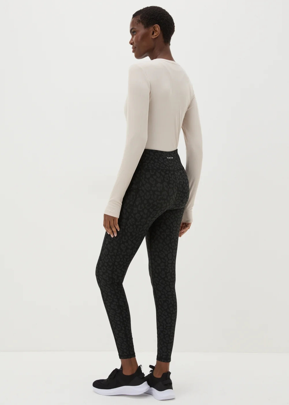 Souluxe Black Leopard Print Leggings - 8 Image 2