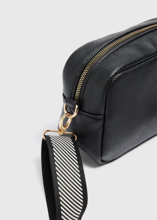 Black Faux Leather Camera Bag - One Size Image 4