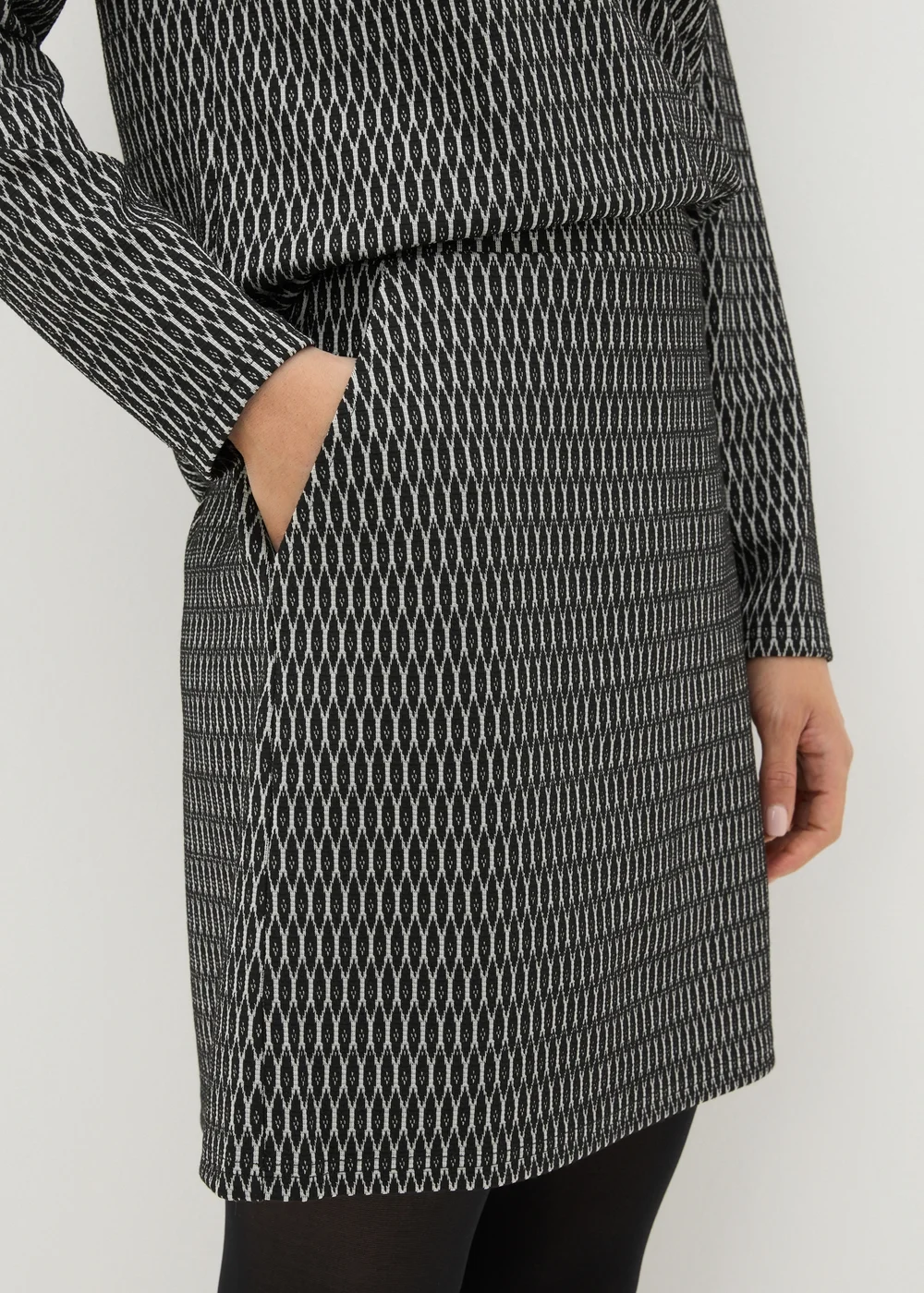 Black Jacquard Co Ord A Line Mini Skirt - 8 Image 3