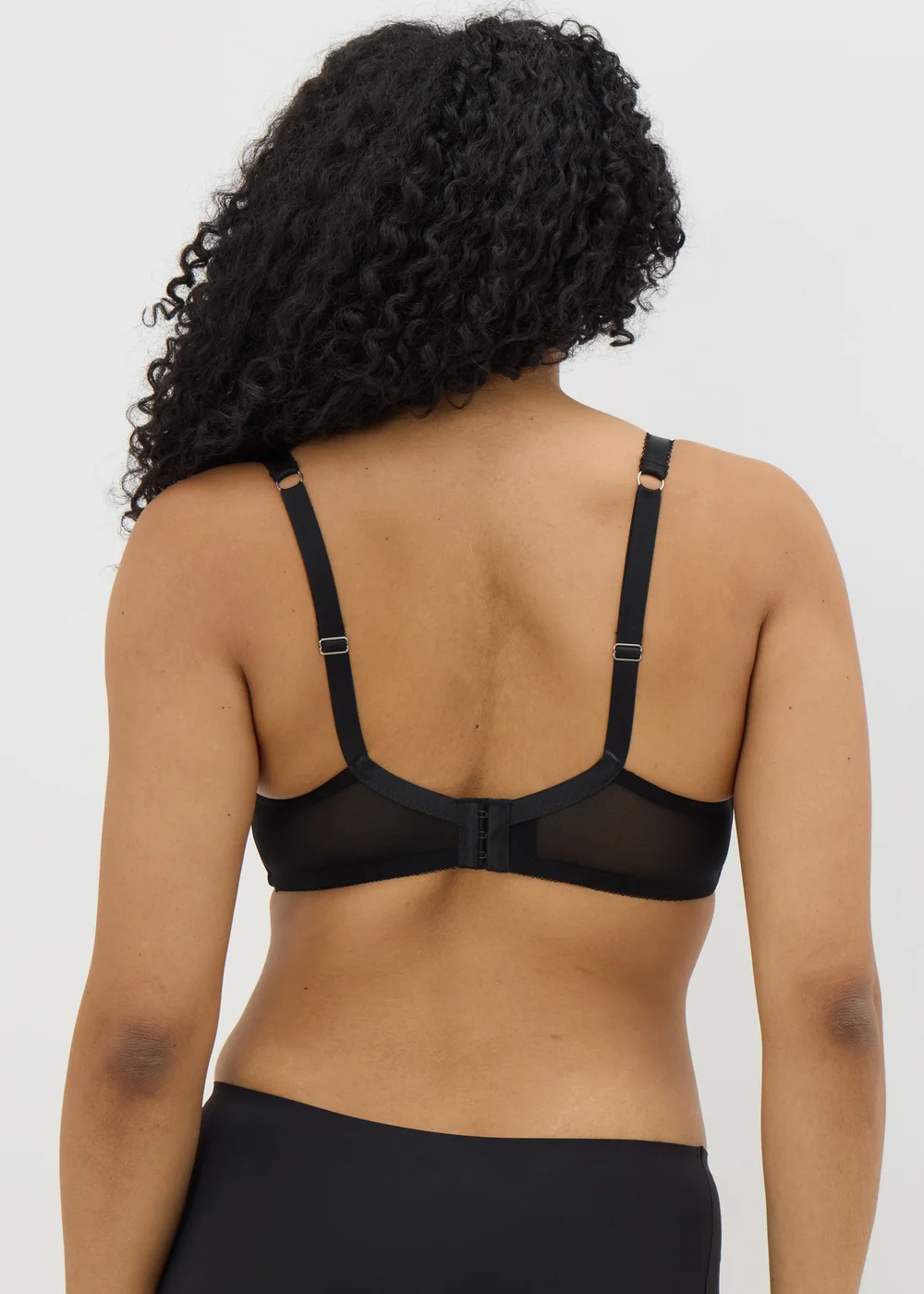 Black DD+ Lace Padded Bra - 32DD Image 3