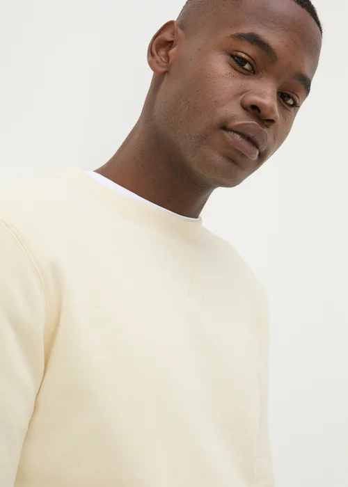 Cream Crew Neck Sweatshirt - S Image 3