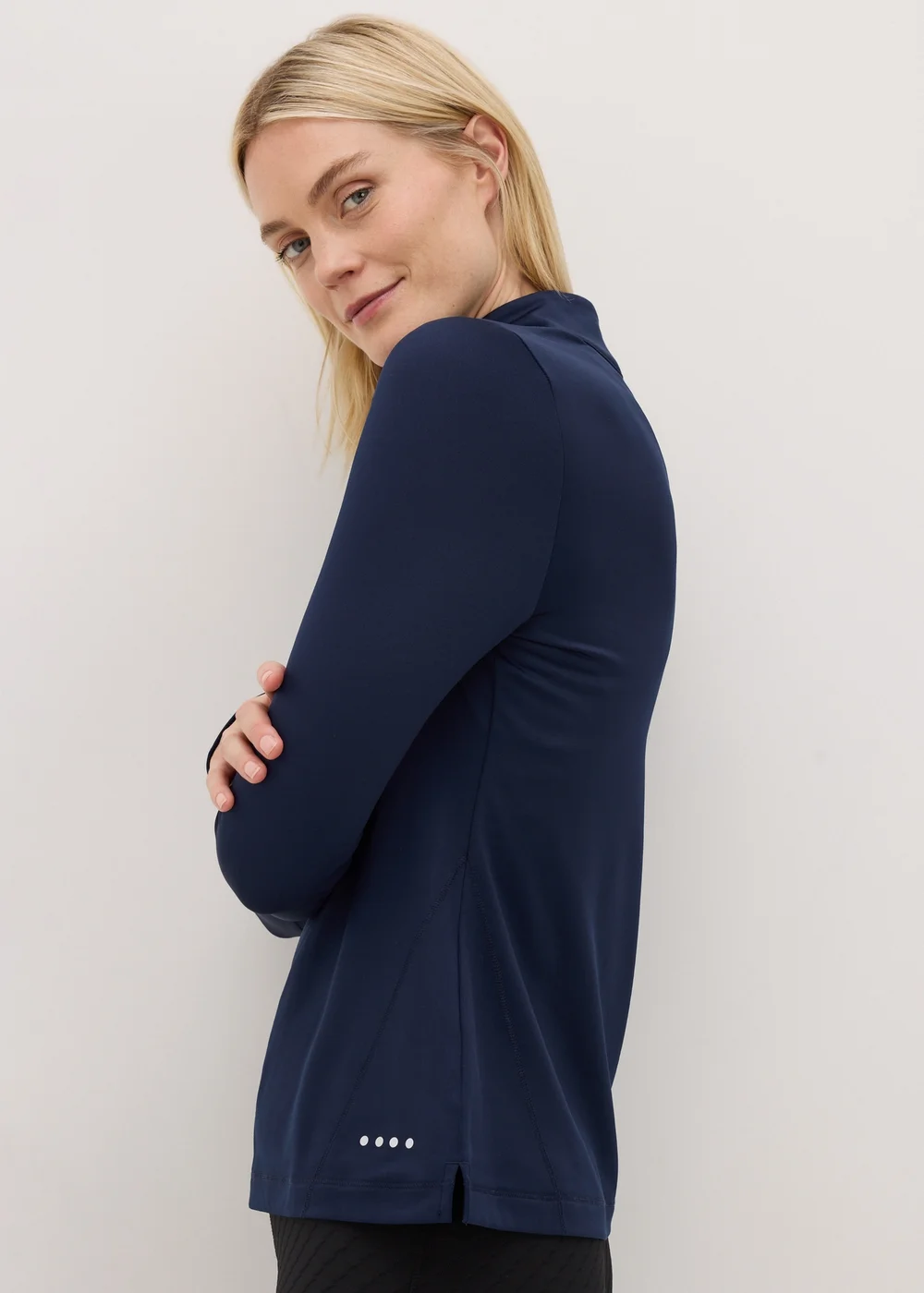 Souluxe Navy Brushed Half Zip Long Sleeved Top - S Image 3