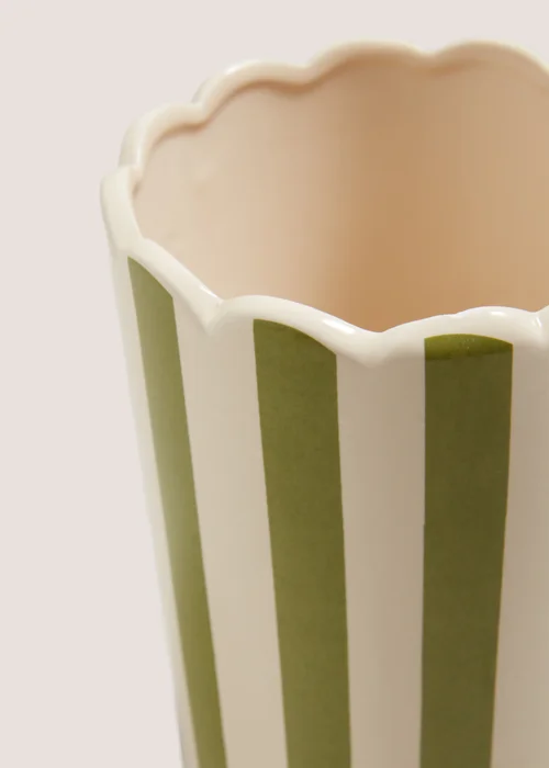 Green Stripe Scallop Vase Image 2