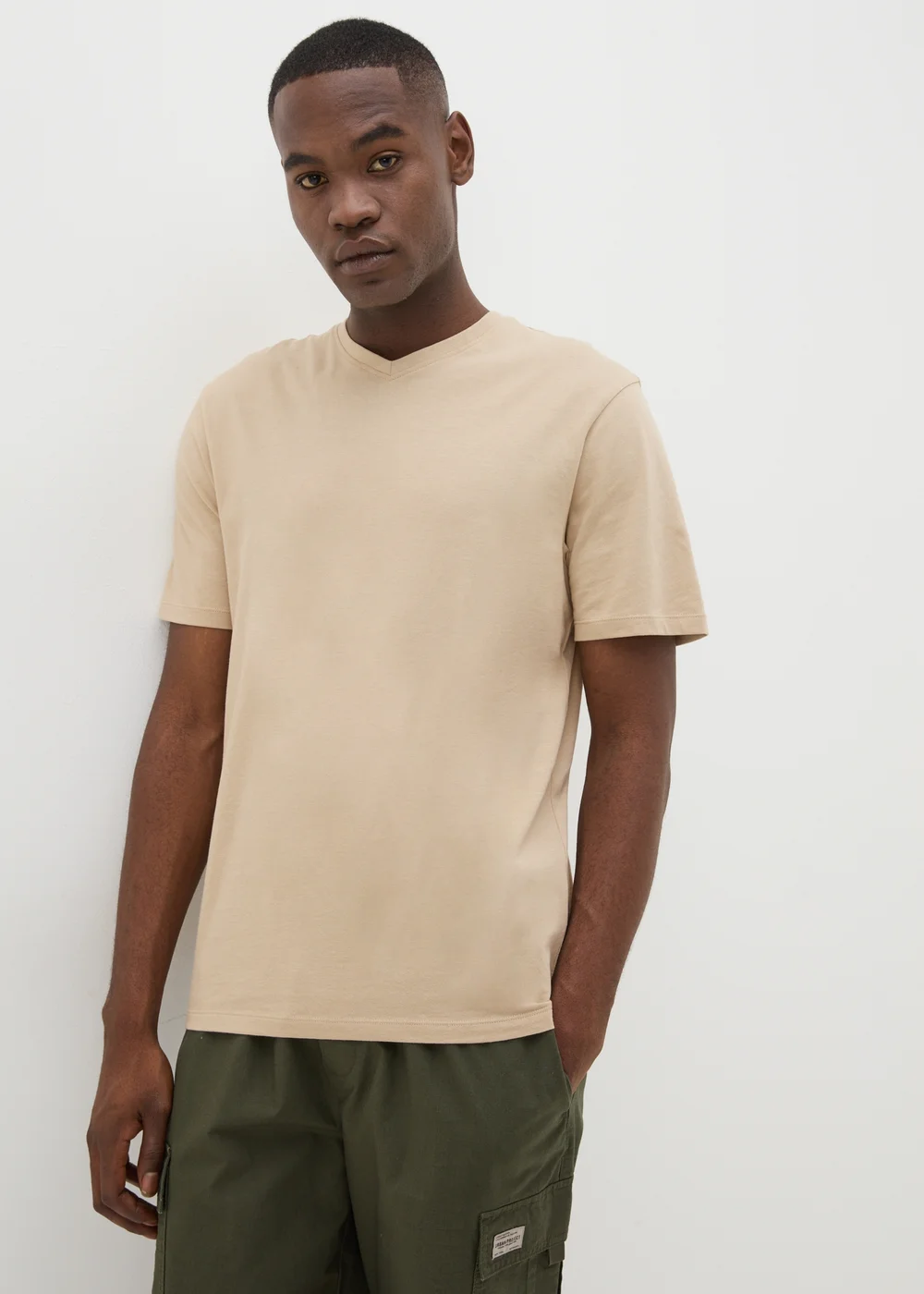 Stone Essential V-Neck T-Shirt - XS Image 2