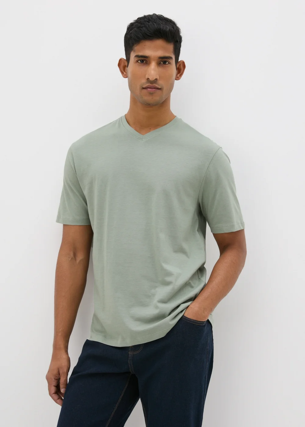 Green Essential V-Neck T-Shirt - XS Image 1